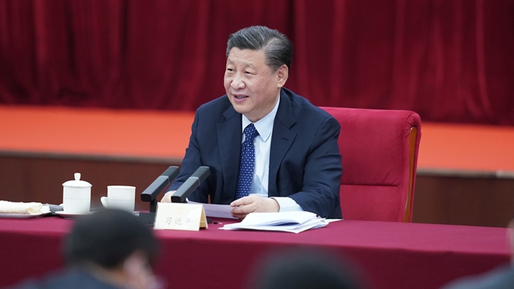 新華社評(píng)論員:把保障人民健康放在優(yōu)先發(fā)展的戰(zhàn)略位置